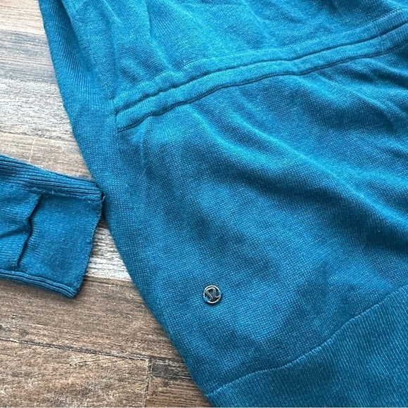 Lululemon Sun Savasana Wrap Cashmere Blend Sweater Heathered Teal - Size 6 - Picture 10 of 12